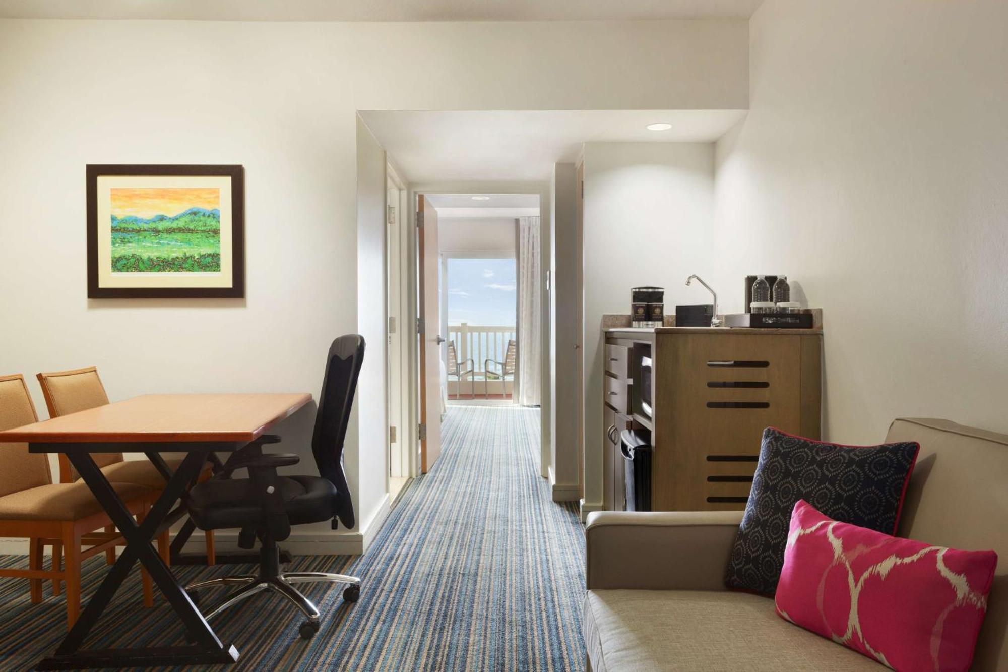 Embassy Suites By Hilton Dorado Del Mar Beach Resort Exterior photo