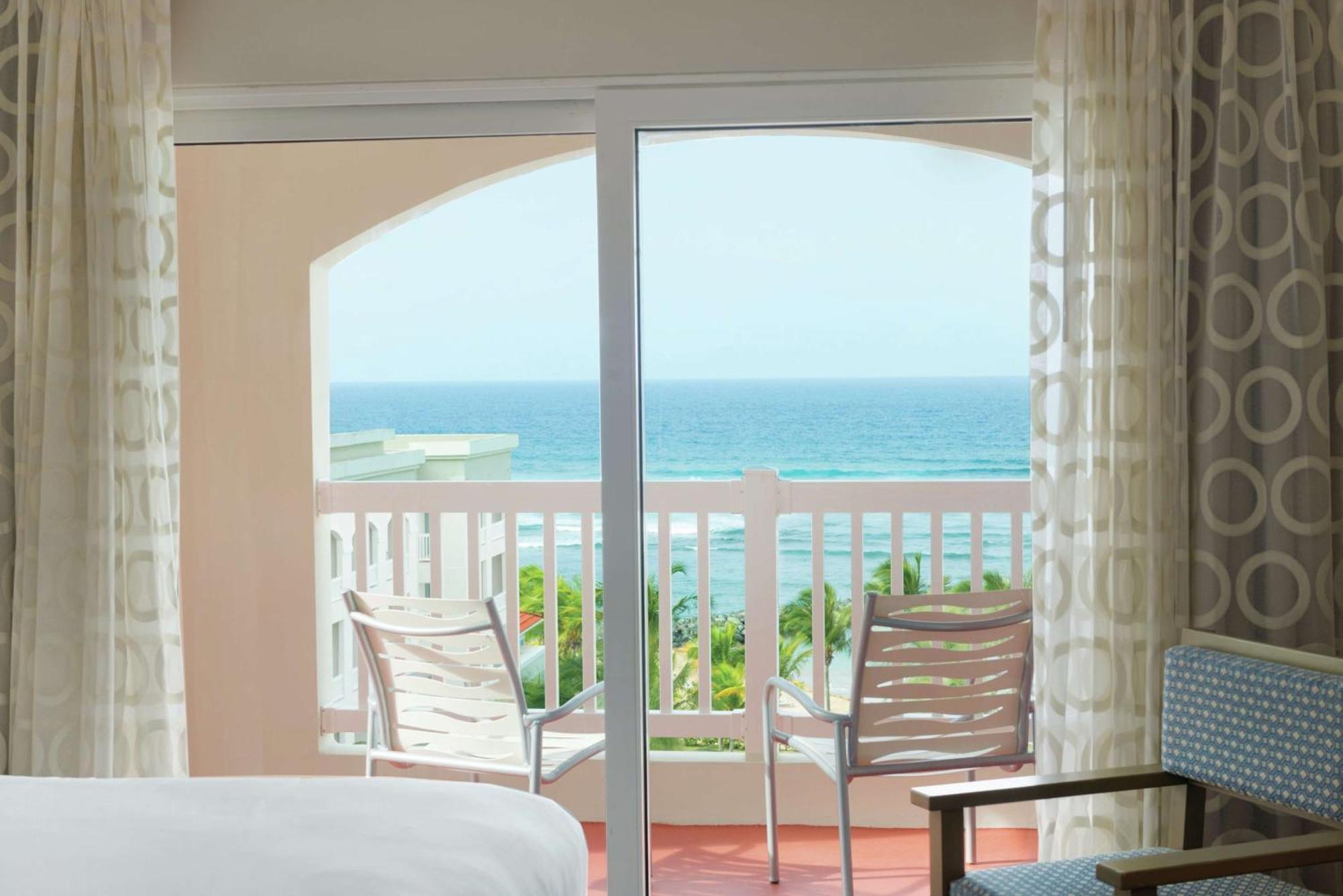 Embassy Suites By Hilton Dorado Del Mar Beach Resort Exterior photo
