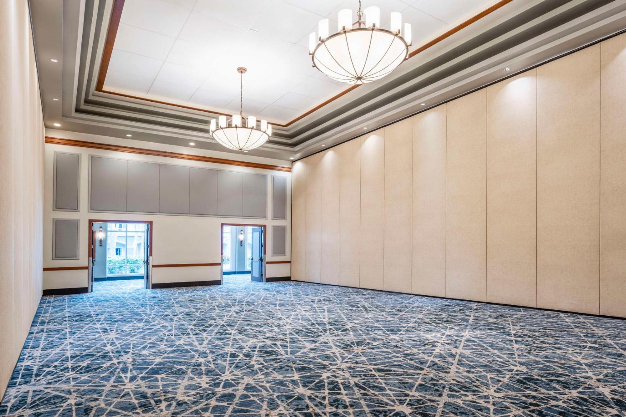 Embassy Suites By Hilton Dorado Del Mar Beach Resort Exterior photo